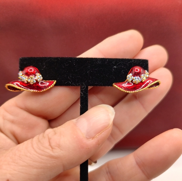 Red Hat Society Earrings and a Red Hat Society Pin! - Picture 2 of 8